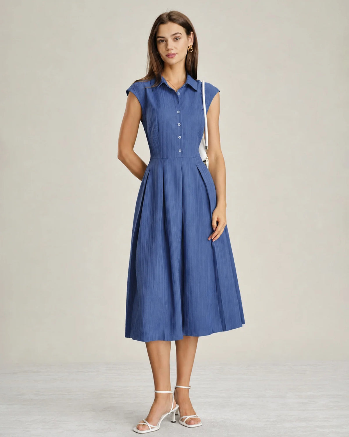 DALIA | Vestido midi plisado a cuadros marrones con botones