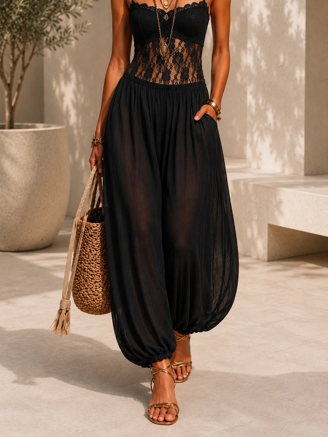 OLIVIA | Mono Halter Fluido con Encaje