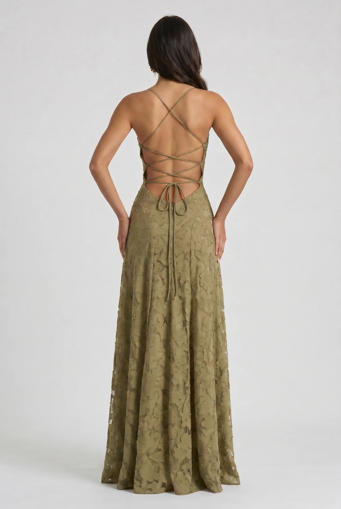 SIRA | Vestido largo y romántico
