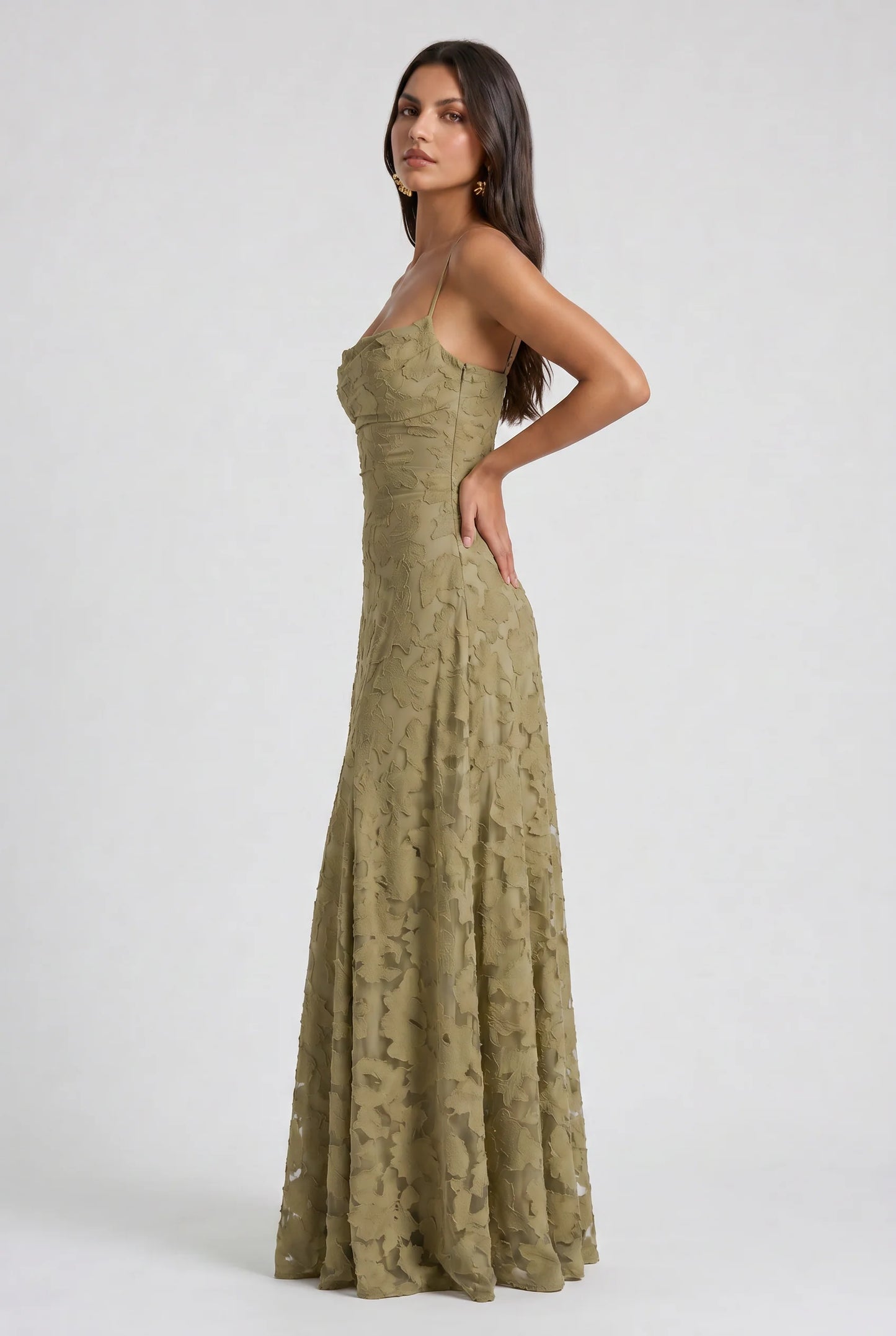 SIRA | Vestido largo y romántico