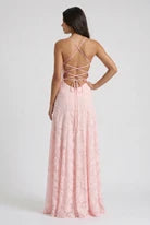 SIRA | Vestido largo y romántico