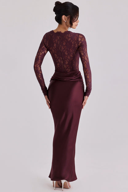 OLAYA | Vestido largo de satén con mangas largas y detalles de encaje