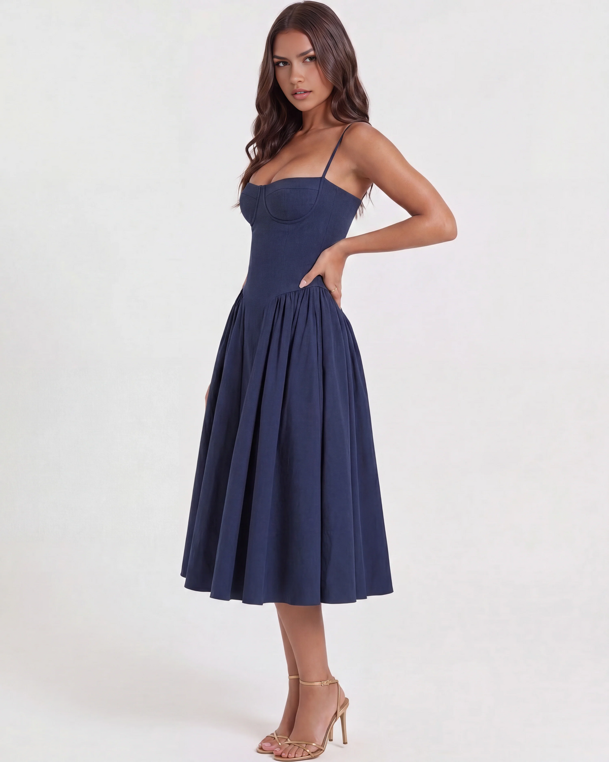 LIORA | Vestido midi con escote corazón y bolsillos ocultos