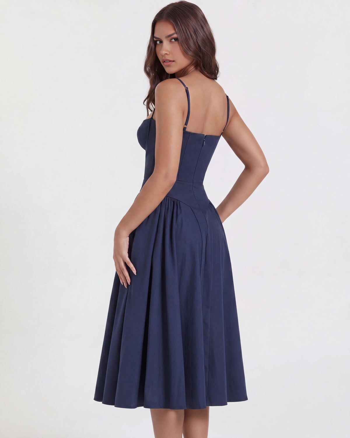 LIORA | Vestido midi con escote corazón y bolsillos ocultos